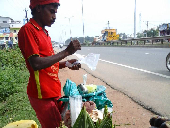 Street food in India - on the road